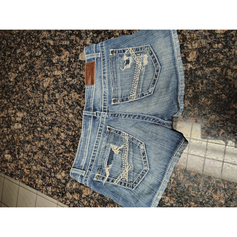 BKE Stella Medium Wash Distressed Denim Shorts Womens 28 Low Rise Blue - Picture 7 of 8
